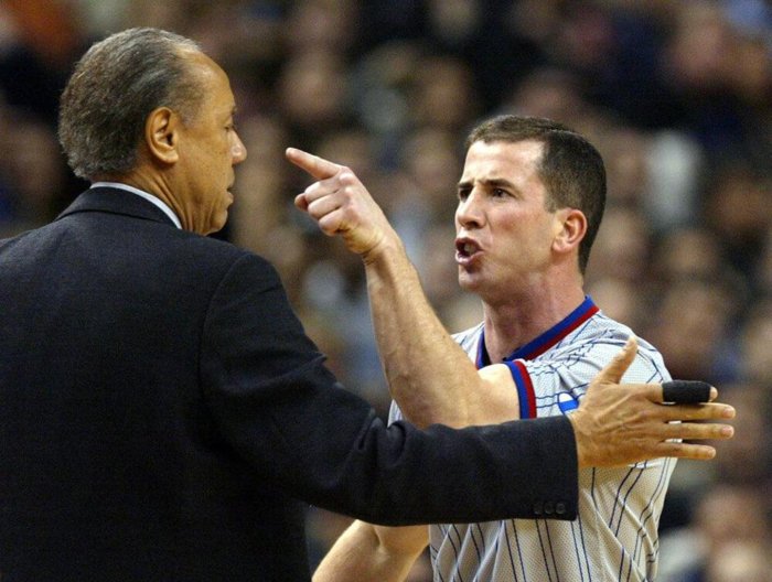 https___specials-images.forbesimg.com_imageserve_601105b341b35fd2544666b5_Former-NBA-referee-T...jpg